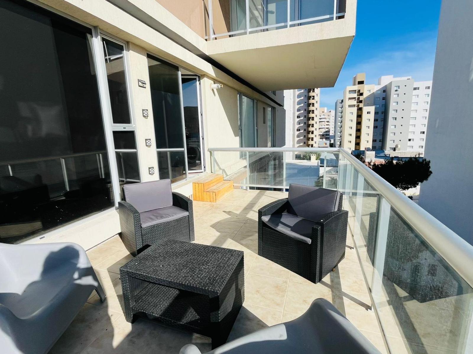 プエルト・マドリンCoral II Departamento Aアパートメント エクステリア 写真